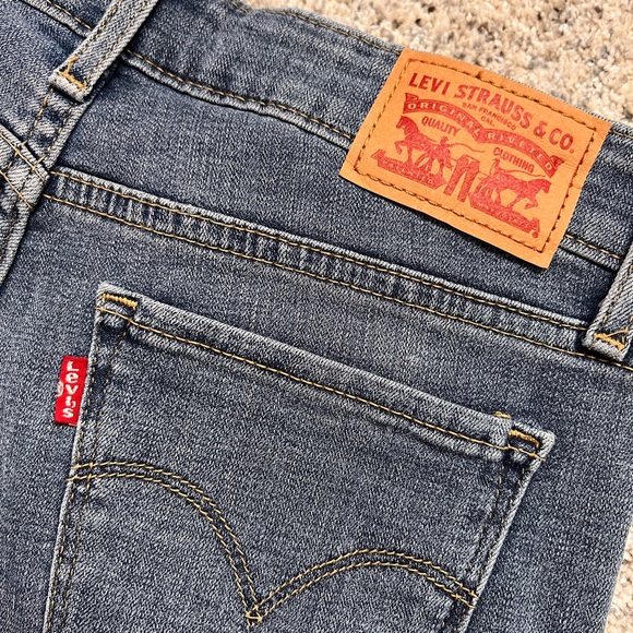 Levi’s skinny jeans - Picture 3 of 4
